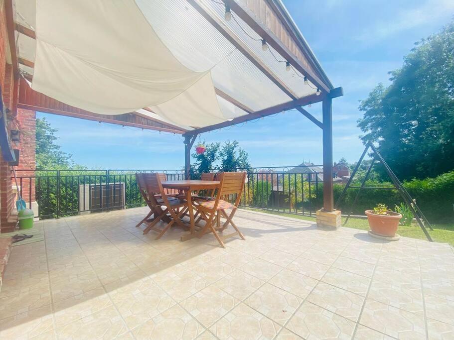 Cocon Familial Apartamento Laon Exterior foto